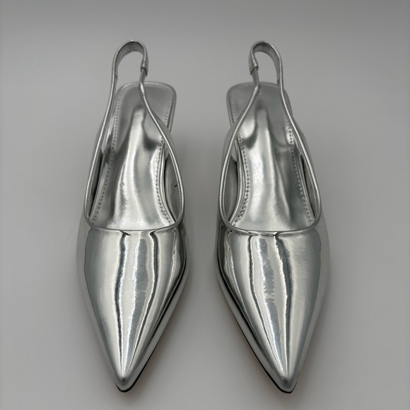 ✨ NEW Metallic Silver Slingback Kitten Heels ✨ - Picture 3 of 8